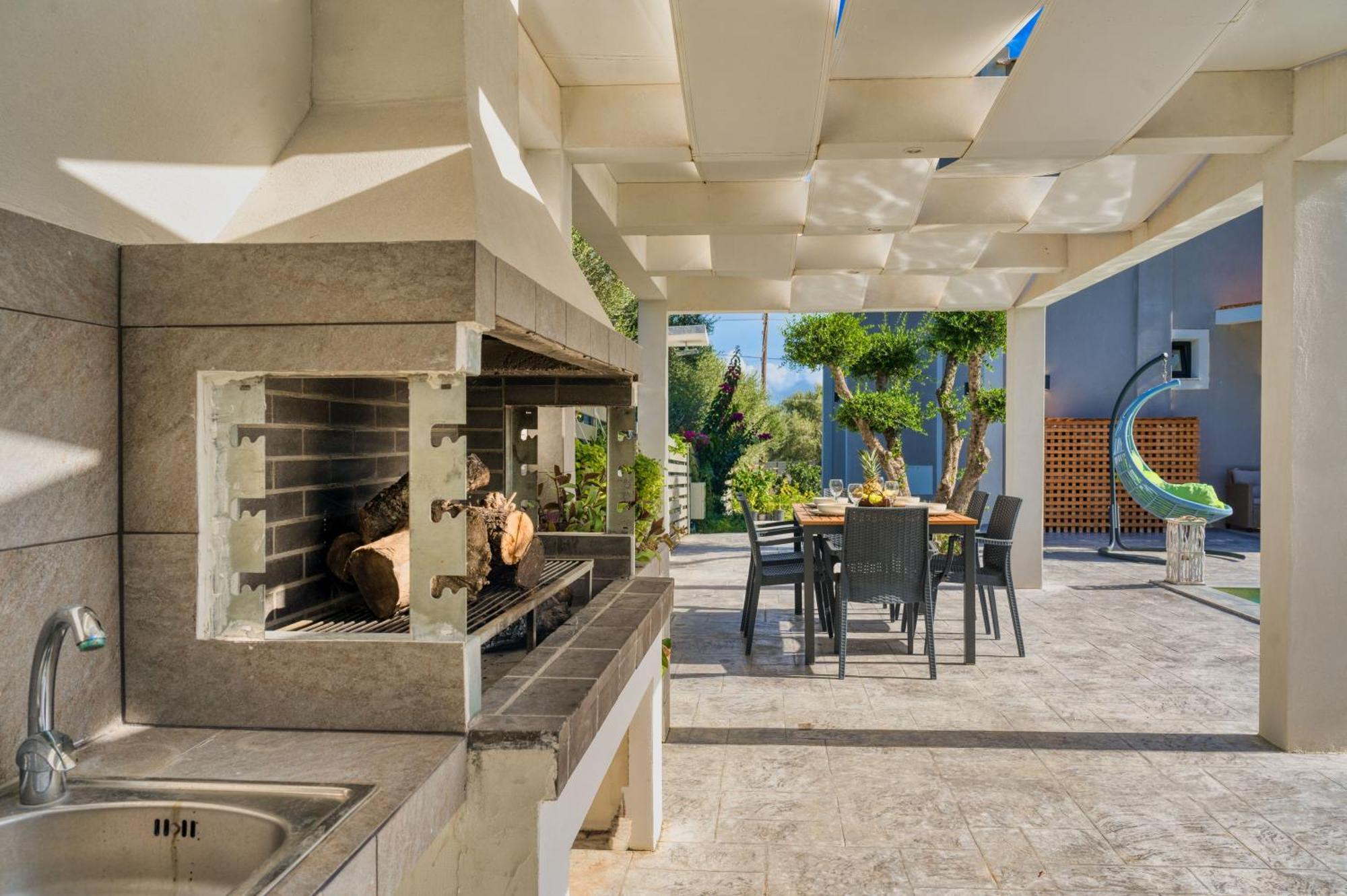 Valeria Private Villa
